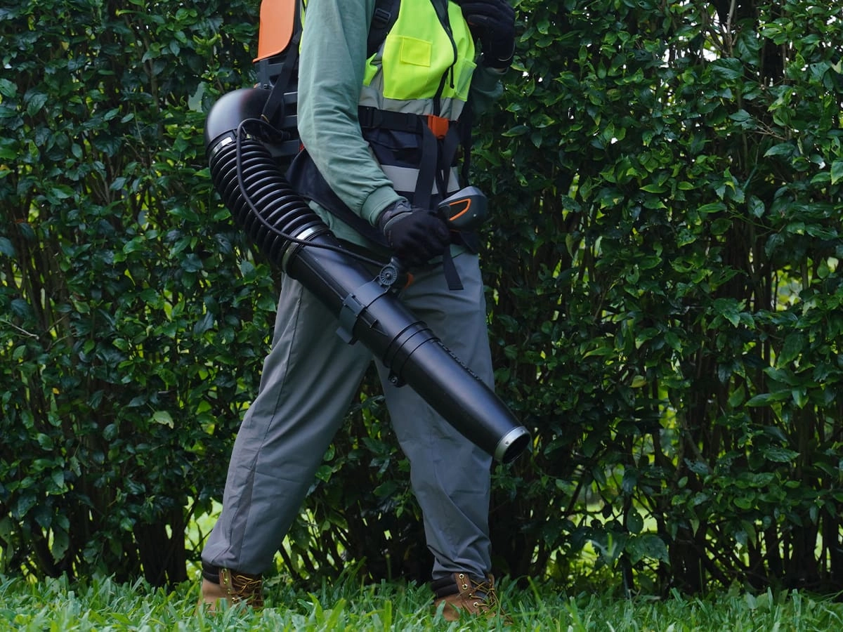 backpack-blower-7